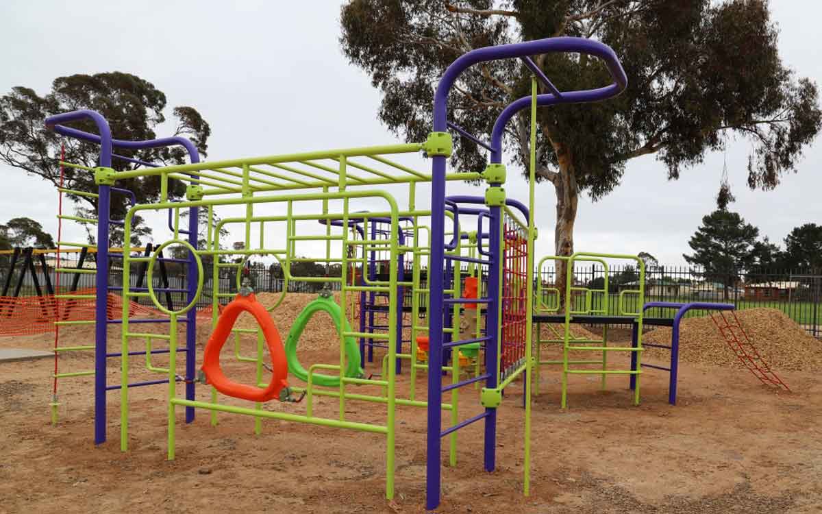 Outdoor playground, Hincks Ave Public School, Whyalla, SA